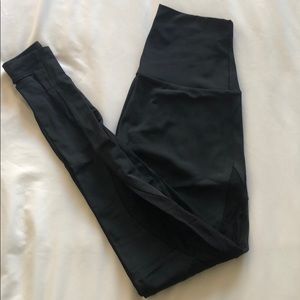 Onzie Black side mesh leggings